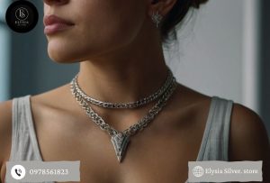 Dị ứng da do đeo dây bạc kém chất